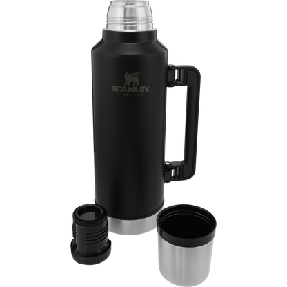 Classic Legendary Bottle | 2 QT - Stanley Create